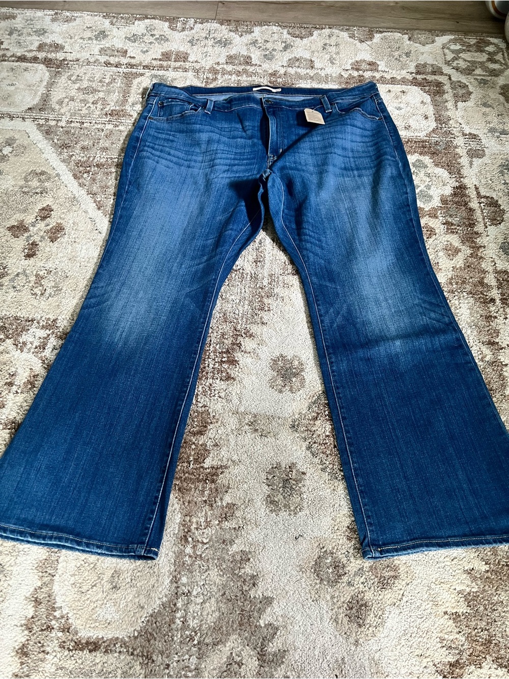 Levi’s Women's 726 Flare Jeans Dark Wash Size 24W